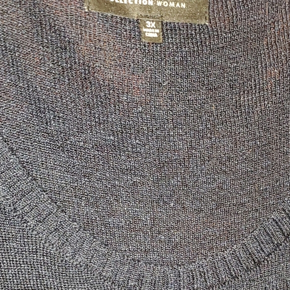 Sweater - Picture 1 of 1